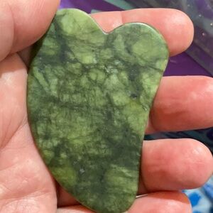 Jade Facial Stone